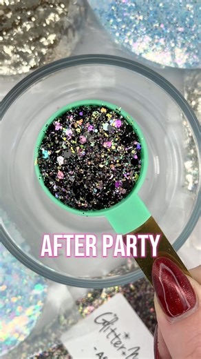 Ok obsessing over this mix!!! Putting this on a cup PRONTO! #glitter #glittertumblers #glittermugs #glittertumbler #glitterslime #glitterdominoes #glitteraddict #glitterbones #glitterobsessed #sparkles #sparklesquad #crafts #artsandcrafts #gmi #gmitribe #gmiglitter #nailart #sparkle #shine #glittercrafts #iloveglitter #diy #glittermakesit #satisfying #satisfyingvideos #tumblers #glittersupplier #usglittersupplier #christmas | Glitter Makes It