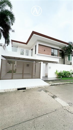 Brand New Modern Tropical Asian House in Lower Antipolo ✨ • Guaranteed Flood-Free area • Conveniently located 20 minutes away from Katipunan • Just 25 minutes away from Libis 📌DETAILS: ▫️Floor Area 432 sqm ▫️Lot Area 295 sqm ▫️4 Bedrooms ▫️4 Bathrooms ▫️2-3 Car Gar 🔥DETAILS: ▪️ Master’s Bedroom with Walk-in Closet, T&B and Balcony ▪️ 2 Spacious Bedrooms with T&B ▪️ Den / Entertainment Room with T&B (Ground Floor) ▪️ Spacious Family Area ▪️ Open layout Kitchen with complete amenities (inclusive