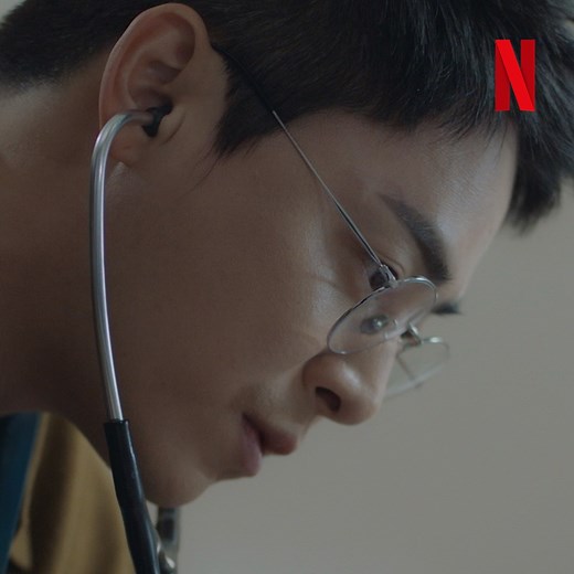 Already trying to figure out how to be the sixth best friend, so I can hang out with this amazing cast. 🤔 Hospital Playlist arrives March 12. | Netflix