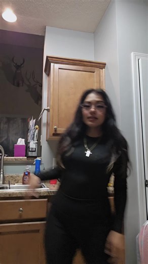 Bri 💛 (@b_rubyyy)’s videos with original sound - 🎶memory lane🎶