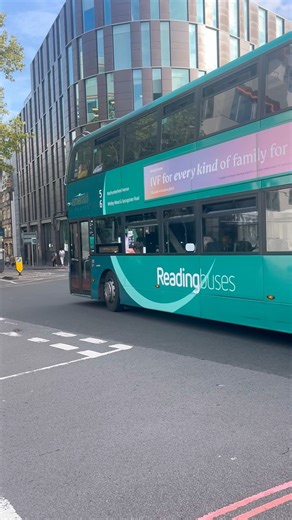 Beautiful Green Bus Ringtone UK 🚌💚 #UKBuses #BusSpotting