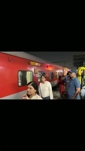 ​The ONLY Train that Skips New Delhi & Bhopal! 😱🚩