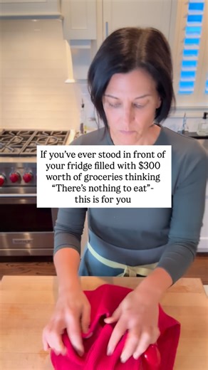 Sue | Real Food Coach + Salad Expert on Instagram: "It’s the struggle everyone talks about. WTH to make for dinner, even when your fridge is packed. I used to rely on my creativity to make meals every day but doing that was exhausting, frustrating and stressful Too many nights with NO real plan for dinner Constant stress about what I was going to feed my family at every meal Sure there were weeks where I was super organized- would make a plan and actually execute- but then the following week I w