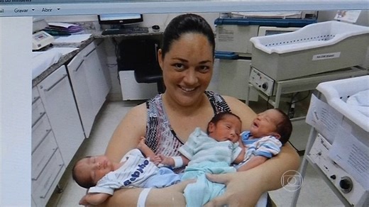 Casal descobre gravidez de trigêmeos na hora do parto