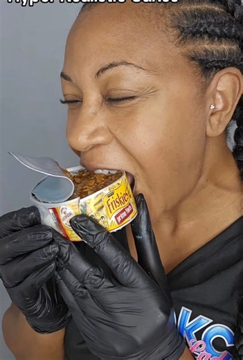 1.7M views · 45K reactions | Crazy Hyper-Realistic Cake Being Cut! #cake #art #artist #facebookreelsviral | OKC Cake Lady | Facebook