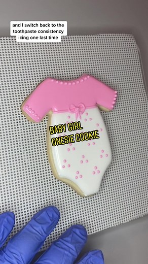 Baby Girl Onesie Cookie Design Tutorial