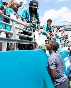 Travis Hunter's NFL debut: For his grandmother, it was more than she expected