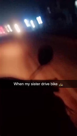 #MS🙂🥰😍❣️💖💕💕 First time visiting outside night time with my sister 😜😜 bach gi 😎 😀 😁😂🤣😂 🤣#foryou #foryou