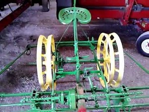 NO.999 2 Row John Deere Corn Planter