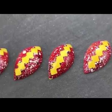 Chocolate Master Class-How to airbrush chocolate bonbons using Refined Designs Chocolate transfers.