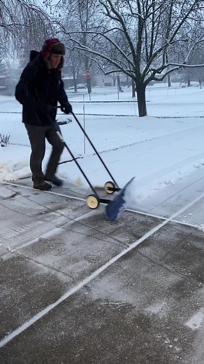 Is the Snowcaster Shovel the Best for Light Snow? Find Out Here!