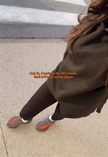 Hystérique plutôt#jalousie