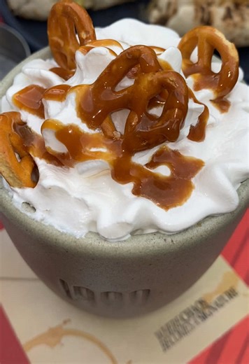 Exploring 1980s Food Trends and Recipes