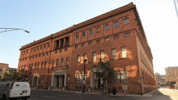 Athenaeum Theatre’s owner cancels its shows at historic Columbus venue