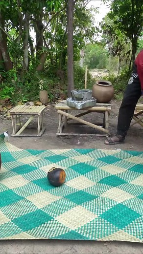 Creating Unique Underground and Tree House Designs