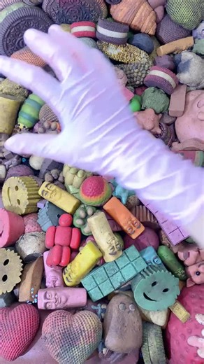 Vidéos de Squishy Snapshots 📸✨ (@squishysnapshots) avec Notification sound Bell High tone Email(1403847) - TAKATOMO