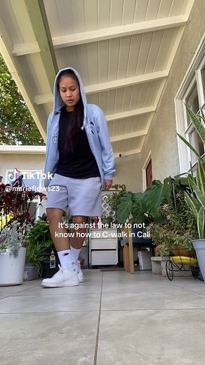 Ima master this hold on lol #cwalk #cwalkchallenge | how to c walk