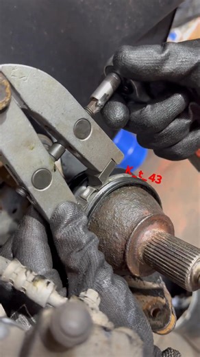 4.1K views | Car Machine Repair Tips #telegram #clutch #mercedessprinter #workshop #mechanic #mercedes #repair #otomotif #transporter | Repair Tool Tips | Facebook