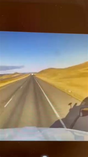 OTR driver Randall in Montana yesterday. Funny there is no snow there but the vast majority of the rest of the country is covered! | Summit Express Inc. Fort Wayne