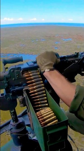 M240D Machine Gun Ammunition Loading Method from the Air