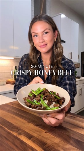 Kalena Alva on Instagram: "Comment "BEEF" + follow @kalenainthekitchen for a link to access the full recipe sent straight to your inbox! 20-MINUTE MEALS EPISODE #46: Crispy Honey Beef Stir Fry✨ Crispy pan friend beef tossed in a honey sauce pairs perfectly with sweet snap peas for the perfect easy weeknight dinner! #kitk ➡️ Full recipe with all of the details and shoppable grocery lists on my website [www.kalenainthekitchen.com] also linked in my bio! #20minutemeal #20minutemeals #easydinners #e