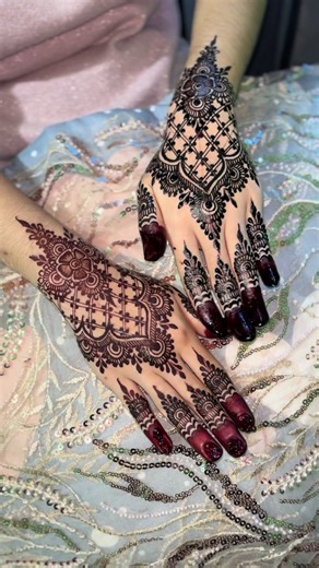 Warna Henna Racikan Terbaru untuk Pengantin