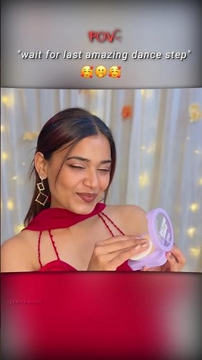 Babuji Zara Dheere Chalo || Girl's Dance || Whatsapp (lyrics) status #shots #dance #ytshorts #viral