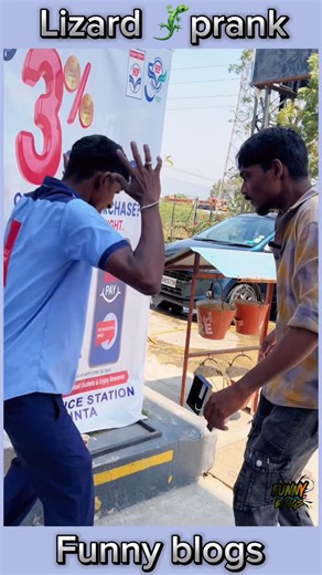 Funny_blogß on Instagram: "Lizard 年 prank . . . #lizard #年 #photo #instagram #trendingreels #like #trending #renigunta #indianfood #tirupati #prank #prankvideo #funny #comedy #telugu #seer #renigunda_gang️酪 #gova #tiktok #please #instagram #trendingreels #like #trending #renigunta #tirupati #prankvideo #pranks #like #model #gym"