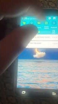 Samsung Galaxy S5 phone shortcut on lock screen