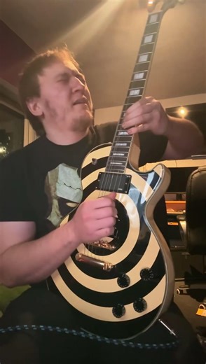Ozzy Osbourne - Paranoid Solo #fpy #ozzyosbourne #zakkwylde #guitarist #epiphone