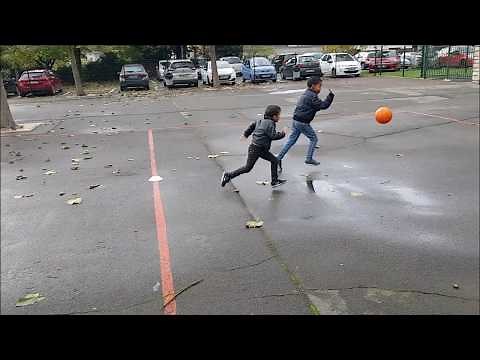 Jeu de Béret ballon - Beret ball game