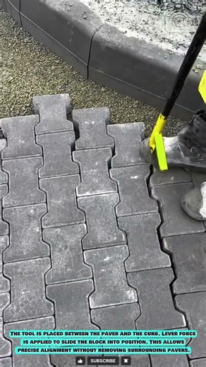 Paver Adjusting Tool: Lever System for Precise Block Shifting