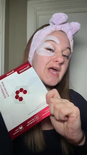 These collagen hydrogel eye patches are my go-to when my under eyes need a little extra hydration and refresh. They feel so cooling and make my skin look smooth and awake #EyePatchRoutine #UnderEyeCare #HydrogelPatches #GlassSkinPrep #SkincareEssentials