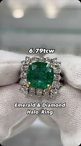 A gorgeous as gorgeous can be! A 4.89 carat cushion cut emerald is front and center showcasing a jungle green hue. Natural, earth mined. Approximately 1.90 carats in natural oval and brilliant round diamonds flank the center. Two toned gold on a wide shank. For additional details, DM or email us! 📧 jrcolombianemeralds@gmail.com ☎️ 561-746-8186 #emeraldring #emerald #emeralds #emeraldcut #cushioncut #jewelrylovers #jewelryaddiction #jewelryinspiration #diamondhalo #bespokejewellery #ringgoals #s