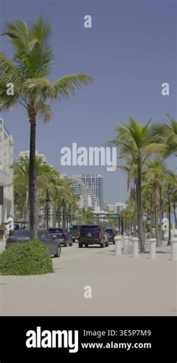 Fort Lauderdale, FL, USA - March 22, 2026: Vertical HDR video Spring Break on Fort Lauderdale Beach Florida 4k 2026 Stock Video Footage - Alamy