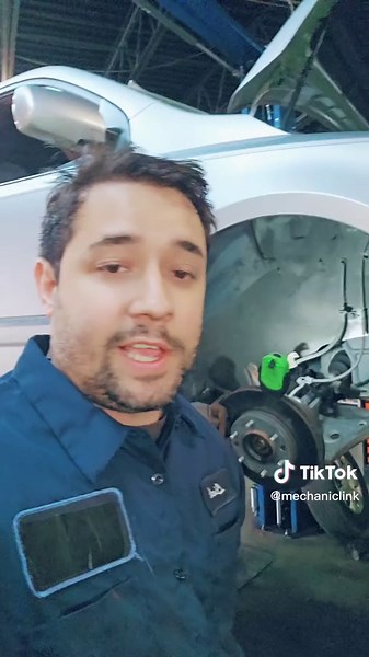 Hyundai Entourage 2007 Front Struts Replacement Guide