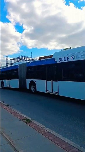 Articulated Bus from New Flyer