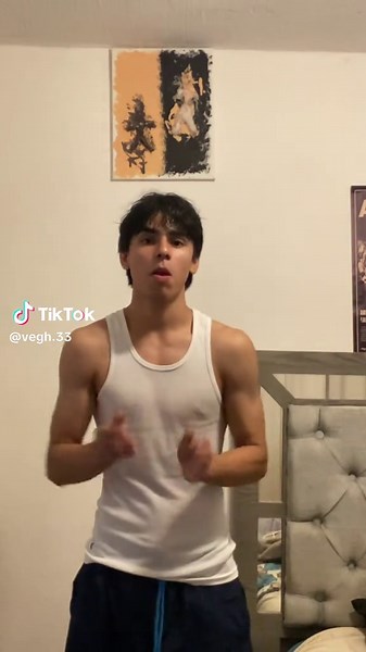 Learn How to Dougie Dance Step-by-Step