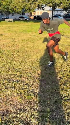 Andre Hudson on Instagram: "“RUNNIN & GUNNIN” “FITNESS & NUTRITION GO HAND IN HAND” 😉💪🏾DELIVERING 30 YEARS OF HIGH QUALITY PERSONAL TRAINING • GROUP TRAINING • LONG JEVITY TRNG • WEIGHT LOSS • ATHLETIC ENHANCEMENT TRNG • SPEED AGILITY QUICK FEET TRNG AND MORE! PRO BUILDER FITNESS INC. “TODAY A PLAYER, TOMORROW A PRO” SERVICES OFFERED WORLDWIDE Call or email for more info andre@probuilderfitness.com probuilderfitness.com specialtyfitnessinstitution.com 727-465-3065 @probuilderfitness #fitnessm