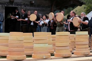 本場で楽しもう！スイスのチーズ祭り [スイス] All About