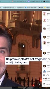 Premier De Wever duikt op achter Michaël Van Droogenbroeck tijdens live: "Staat die hier nu nog altijd?" 😄 | VRT NWS