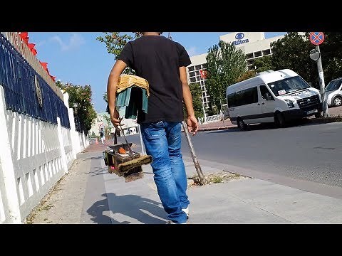 Shoe Shine Scam Artist