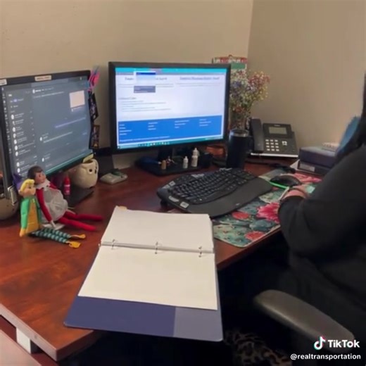 🎄👀 Guess who just rode in for the season… Our Transit Elves has officially arrived at REAL — and now they're already keeping an eye on the team! From dispatch to maintenance to customer service, no schedule is safe, no desk is unchecked, and no snack drawer goes unnoticed. Stay tuned all month to see what our new, tiny co-workers are up to around the fleet! 🚍✨ #TransitElfOnBoard #FleetingThroughTheHolidays #FleetTheSeason #SomebodyIsWatchingMe #SantaApprovedTransit #RideREAL https://www.tikto
