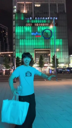 “Lighting was paid actor”🥹🥹🥹🥹🥹🥹🥹