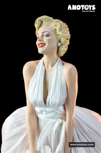 Indulge in the enchanting presence of Marilyn Monroe through this exquisite 1/4 scale statue by Blitzway, where every detail captures her timeless allure. ✨ Bring home a work of art that pays homage to the iconic star and let Marilyn's elegance illuminate your surroundings. Discover the magic at bit.ly/AnotoysMarilyn 👈🏻 #AnotoysCollectibles #Anotoys #AnotoysPH #TheGoldmineForCollectors #MarilynMonroe #Blitzway #Hollywood #IconicStatue #HollywoodLegend #ArtisticMasterpiece #Collectible #StatueC