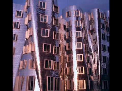 Frank Gehry: Deconstructivist Architect