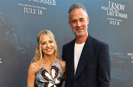 Sarah Michelle Gellar didn't hesitate about throwing gatecrashers out of Freddie Prinze Jr.'s birthday party