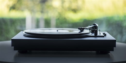První plně automatický gramofon ProJect Automat A1 má oslovit především nováčky