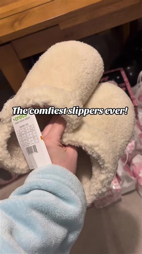 Discover the Comfiest Slippers from Crocs