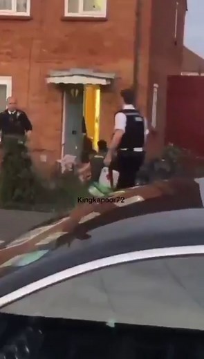 Afghan national goes on a triple knife murder spree in Hillingdon. | Britain LIVE